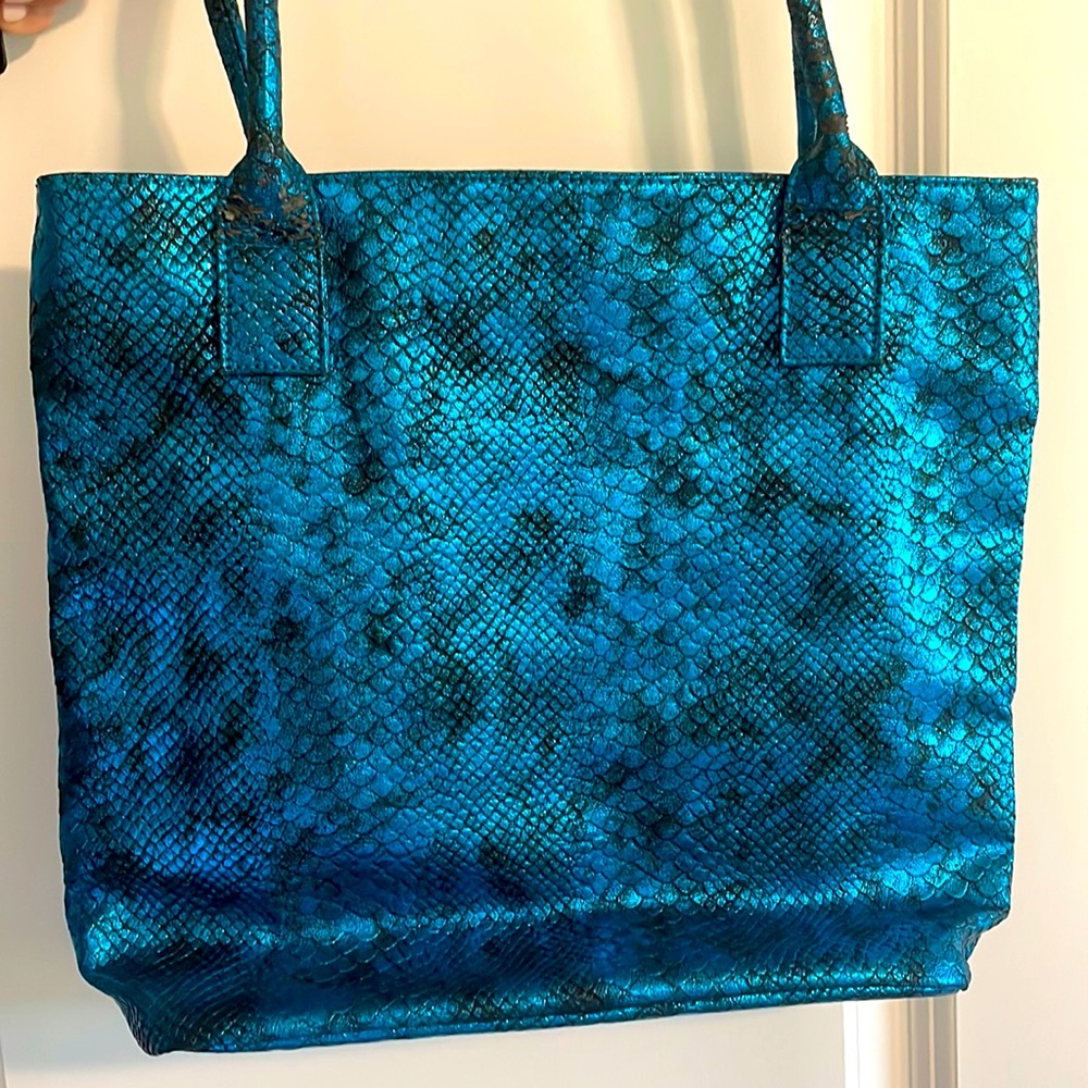 STEPHANIE JOHNSON blue metallic purse